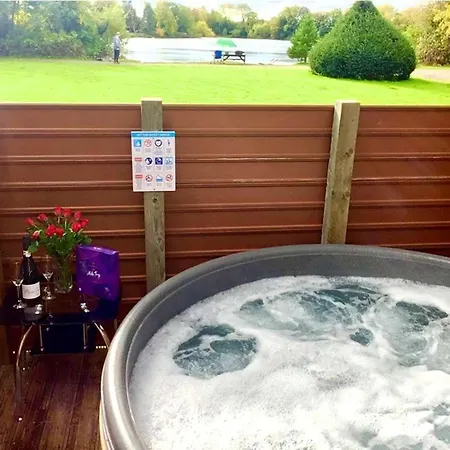 Holiday home Willow 13 Hot Tub *